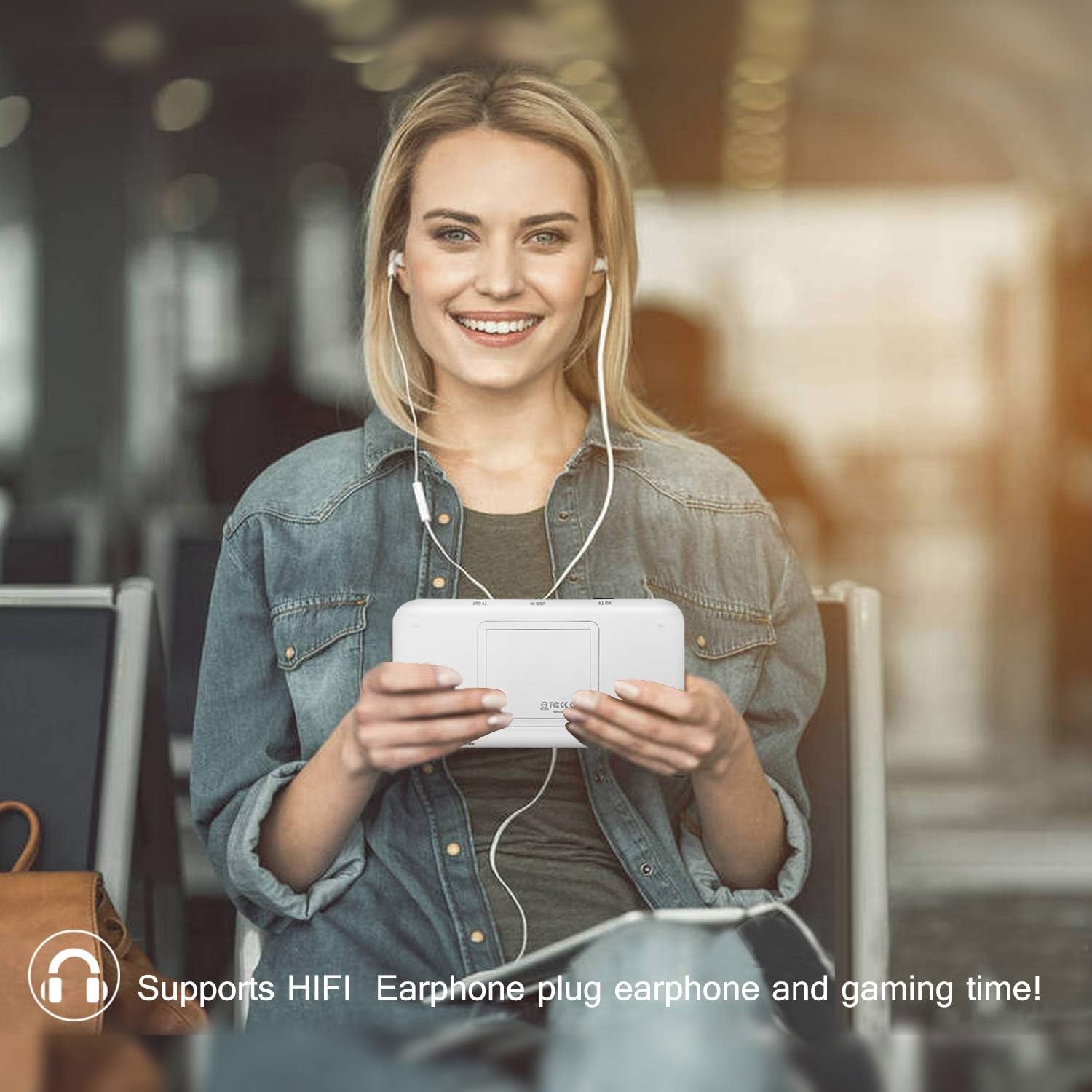 Handheld Games for Kids, Built-In 500 Retro FC Video Games 4 Inch Portable Video Games Player Support TV/AV Output & Two Player, Best Kids Electronic Gift Toys for Boys Ages 4-12 (White)